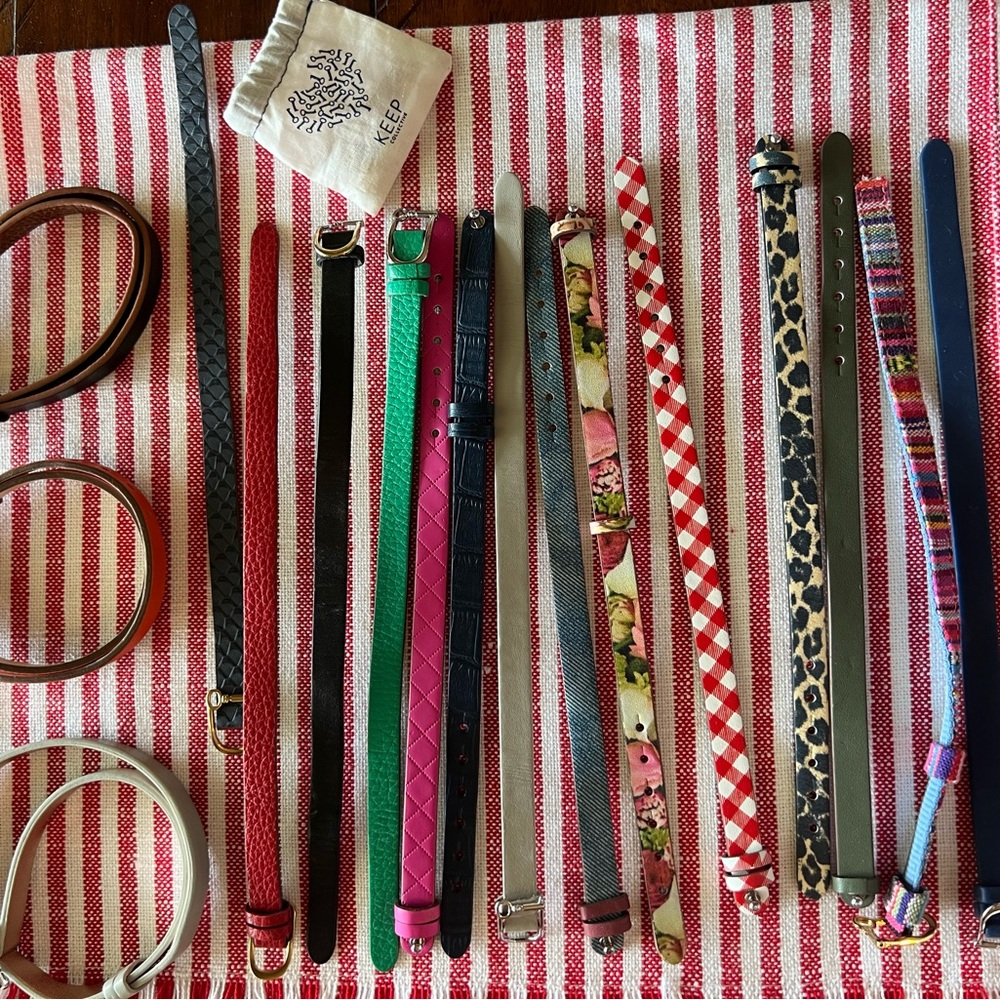 Keep collective leather and silicone bands. Single and doubles